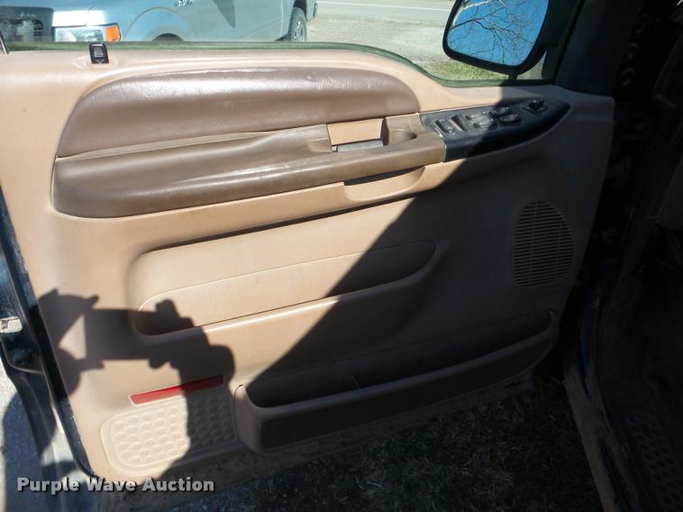 image for item DA7490 1999 Ford F250 Super Duty Crew Cab pickup truck