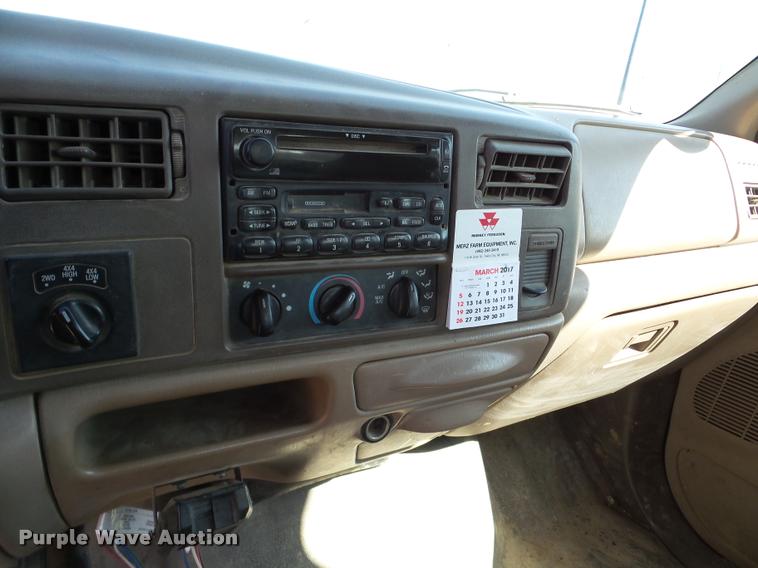 image for item DA7490 1999 Ford F250 Super Duty Crew Cab pickup truck