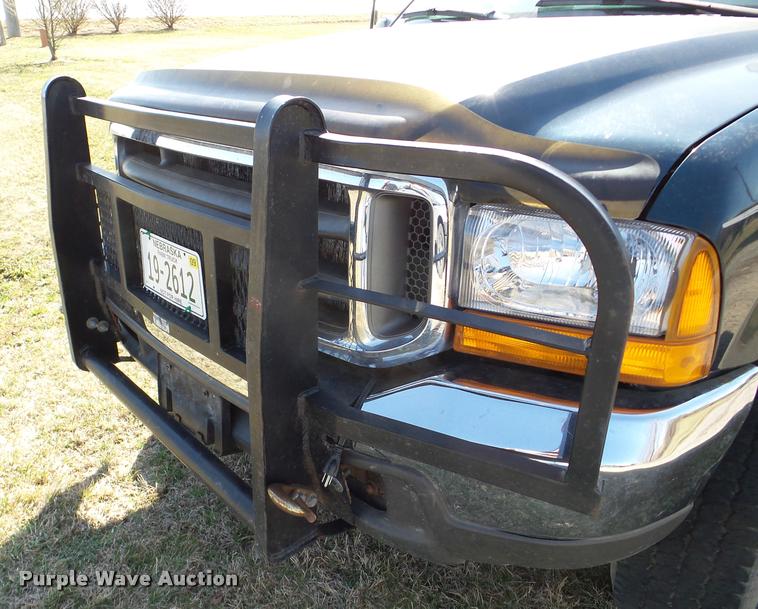 image for item DA7490 1999 Ford F250 Super Duty Crew Cab pickup truck