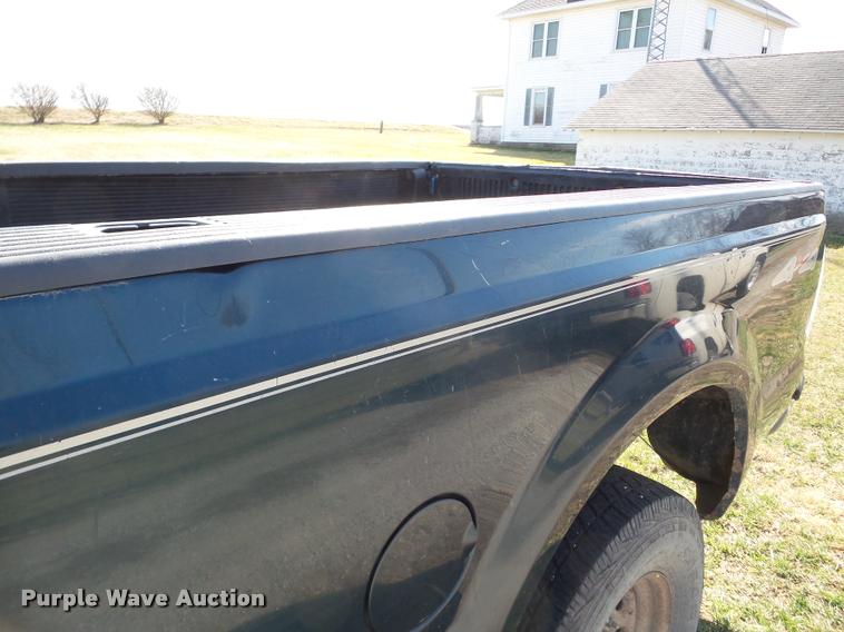 image for item DA7490 1999 Ford F250 Super Duty Crew Cab pickup truck