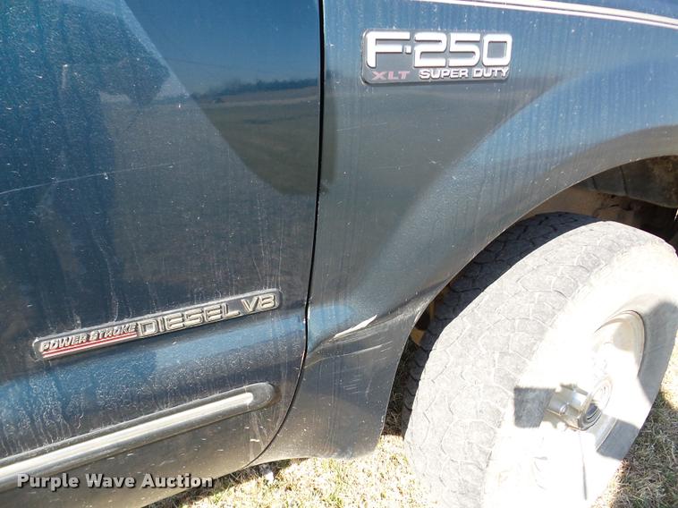 image for item DA7490 1999 Ford F250 Super Duty Crew Cab pickup truck