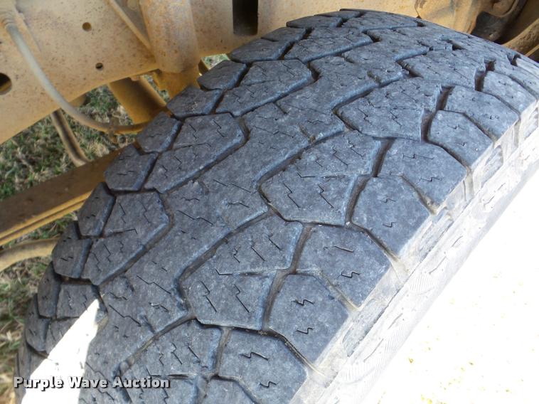 image for item DA7490 1999 Ford F250 Super Duty Crew Cab pickup truck