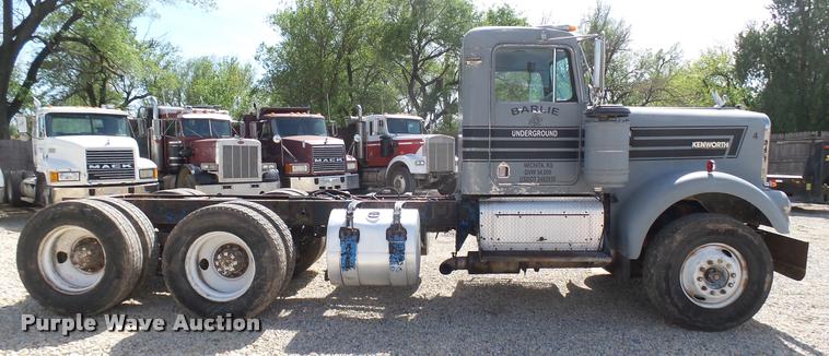 image for item DA7805 1974 Kenworth truck chassis