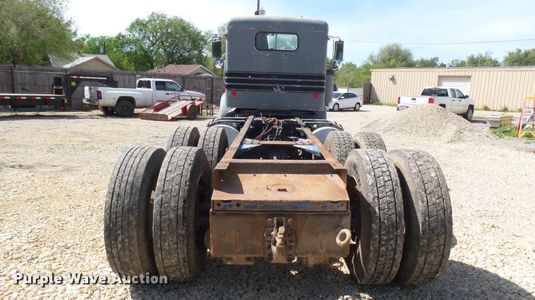 image for item DA7805 1974 Kenworth truck chassis