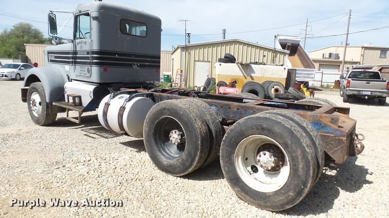 image for item DA7805 1974 Kenworth truck chassis