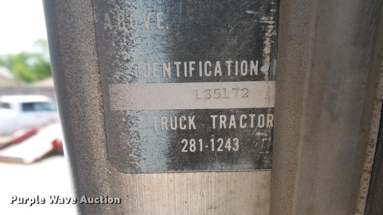 image for item DA7805 1974 Kenworth truck chassis