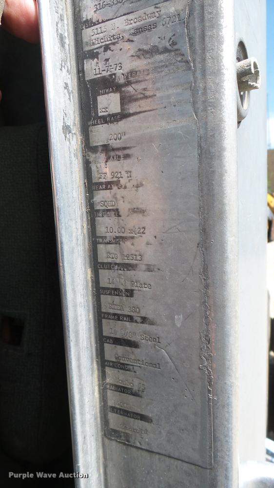 image for item DA7805 1974 Kenworth truck chassis