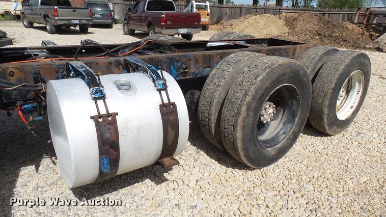 image for item DA7805 1974 Kenworth truck chassis