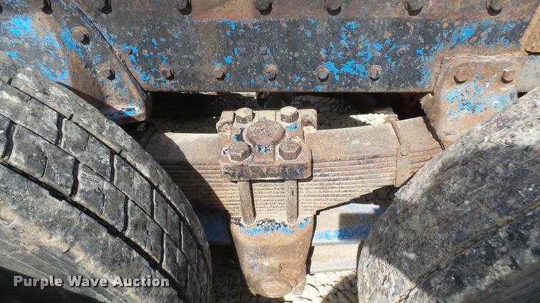 image for item DA7805 1974 Kenworth truck chassis