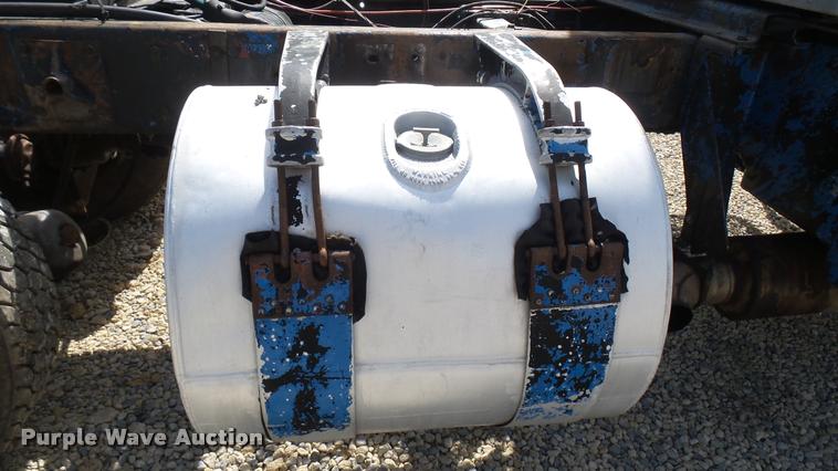 image for item DA7805 1974 Kenworth truck chassis