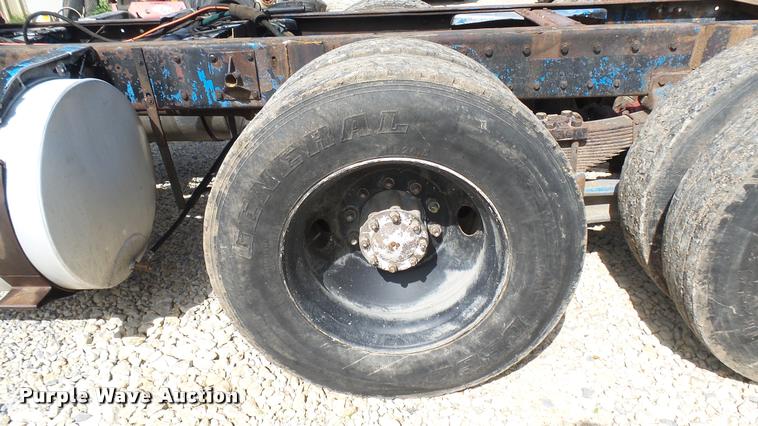 image for item DA7805 1974 Kenworth truck chassis