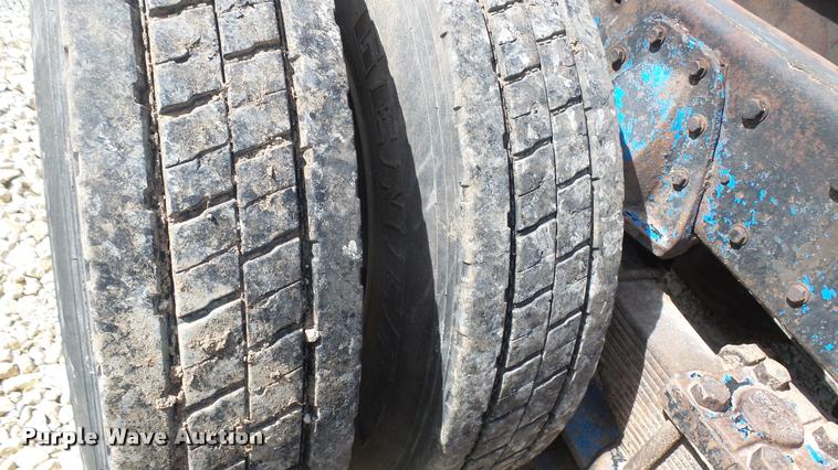 image for item DA7805 1974 Kenworth truck chassis