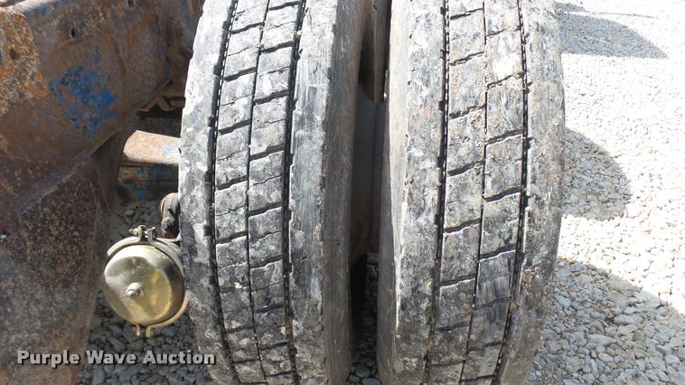 image for item DA7805 1974 Kenworth truck chassis