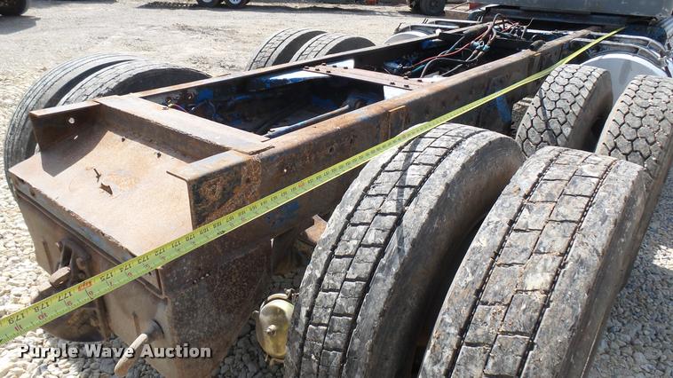 image for item DA7805 1974 Kenworth truck chassis