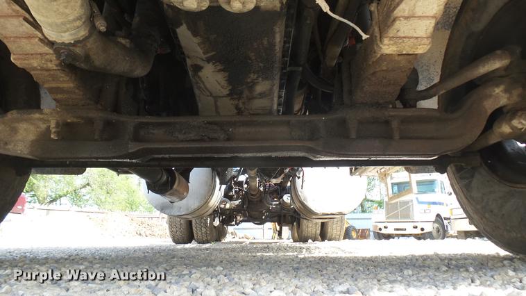 image for item DA7805 1974 Kenworth truck chassis