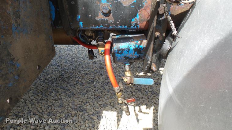 image for item DA7805 1974 Kenworth truck chassis