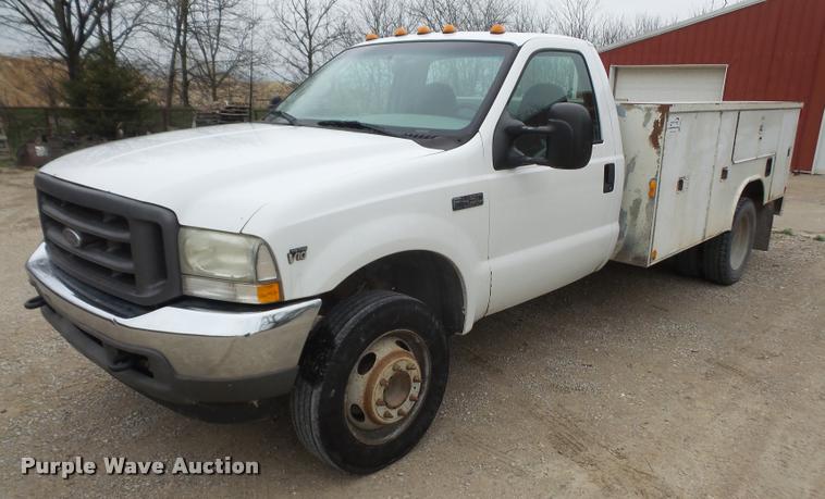 image for item DA8053 2002 Ford F450 Super Duty service truck