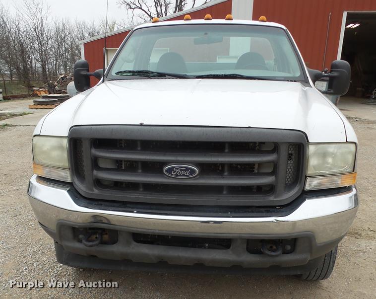 image for item DA8053 2002 Ford F450 Super Duty service truck