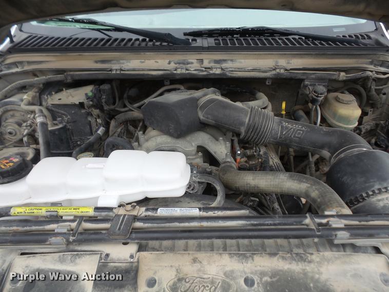 image for item DA8053 2002 Ford F450 Super Duty service truck