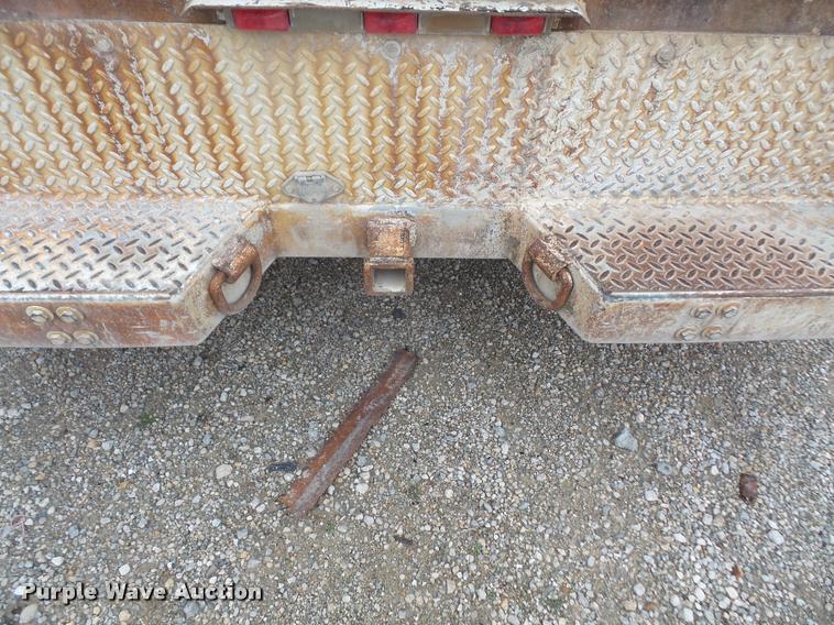 image for item DA8053 2002 Ford F450 Super Duty service truck