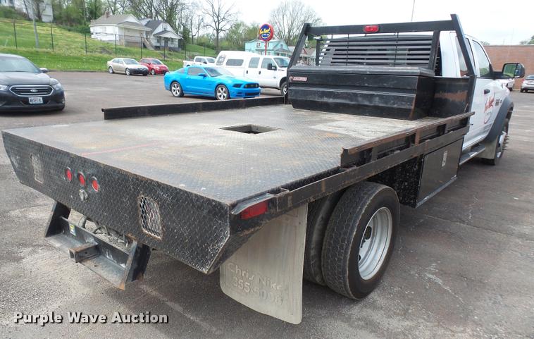 image for item DA8079 2011 Dodge Ram 4500 Crew Cab flatbed truck
