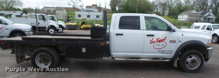 image for item DA8079 2011 Dodge Ram 4500 Crew Cab flatbed truck
