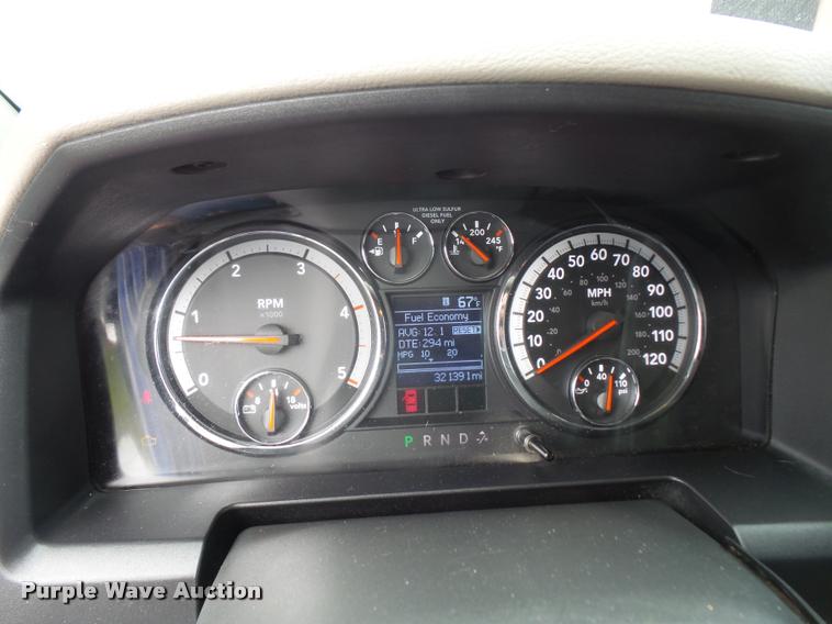 image for item DA8079 2011 Dodge Ram 4500 Crew Cab flatbed truck