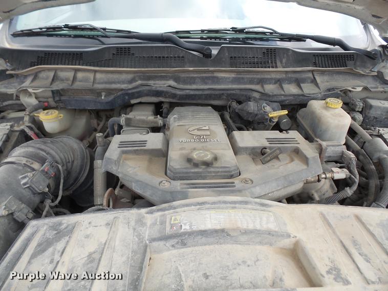 image for item DA8079 2011 Dodge Ram 4500 Crew Cab flatbed truck