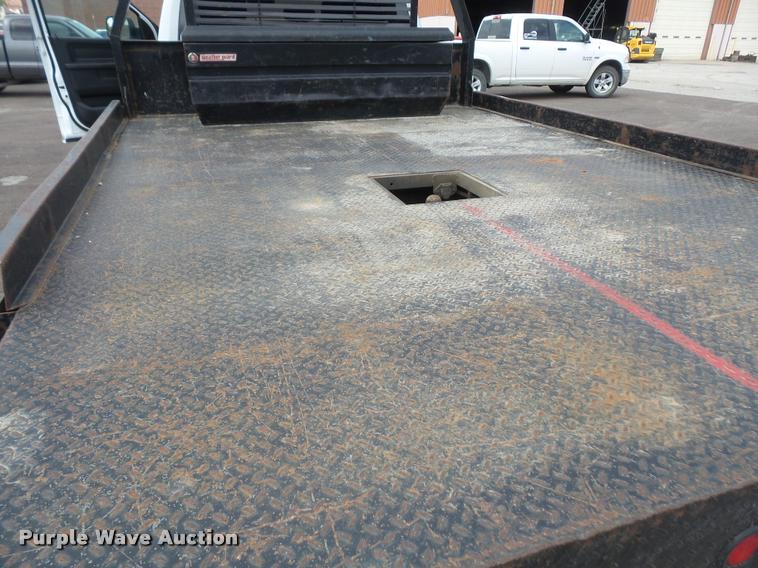 image for item DA8079 2011 Dodge Ram 4500 Crew Cab flatbed truck