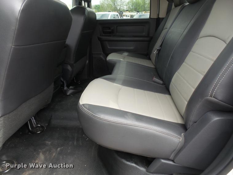 image for item DA8100 2012 Dodge Ram 5500 Crew Cab flatbed truck