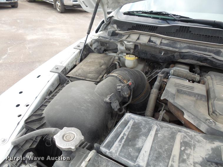 image for item DA8100 2012 Dodge Ram 5500 Crew Cab flatbed truck