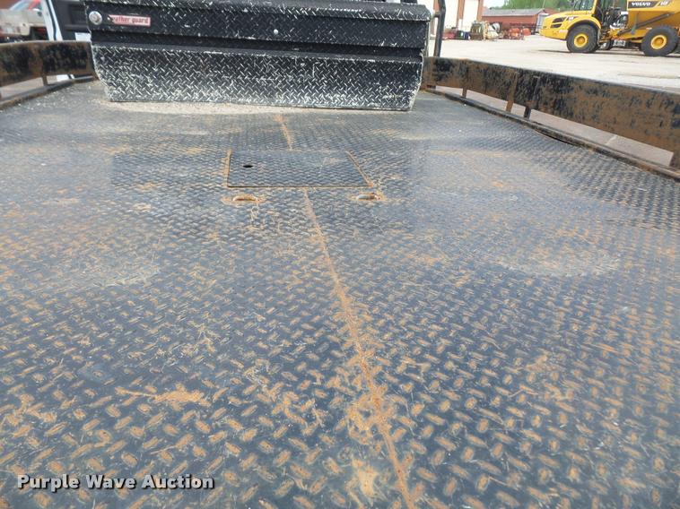 image for item DA8100 2012 Dodge Ram 5500 Crew Cab flatbed truck