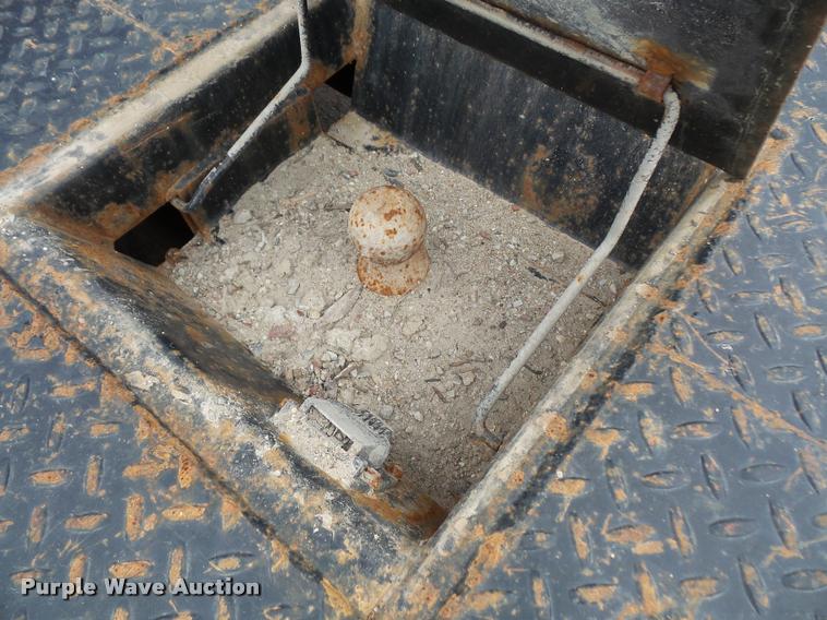 image for item DA8100 2012 Dodge Ram 5500 Crew Cab flatbed truck