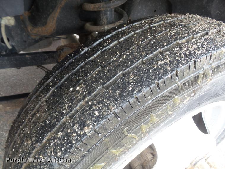 image for item DA8100 2012 Dodge Ram 5500 Crew Cab flatbed truck