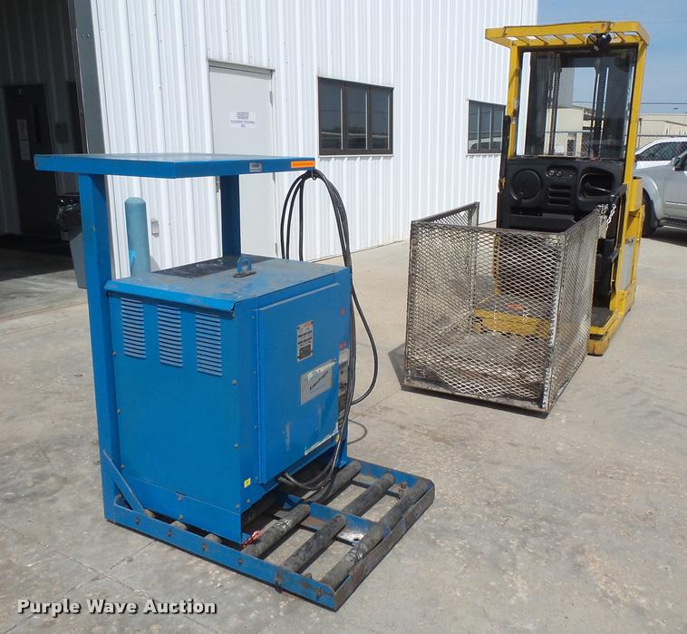 image for item DA8103 Yale C826N01833X forklift