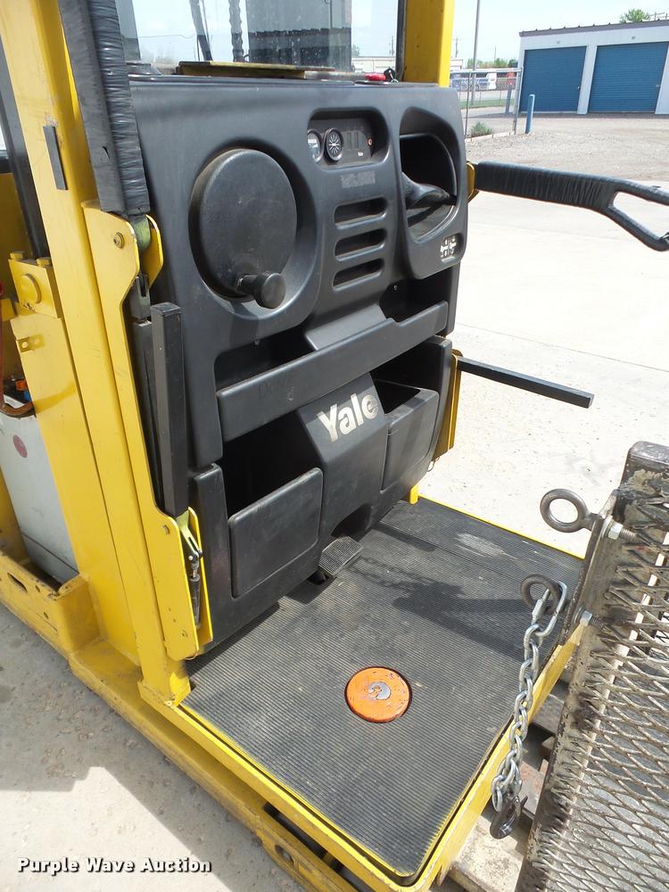 image for item DA8103 Yale C826N01833X forklift