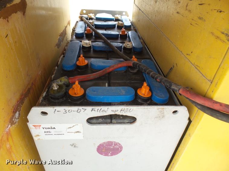 image for item DA8103 Yale C826N01833X forklift