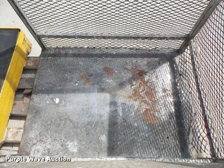 image for item DA8103 Yale C826N01833X forklift