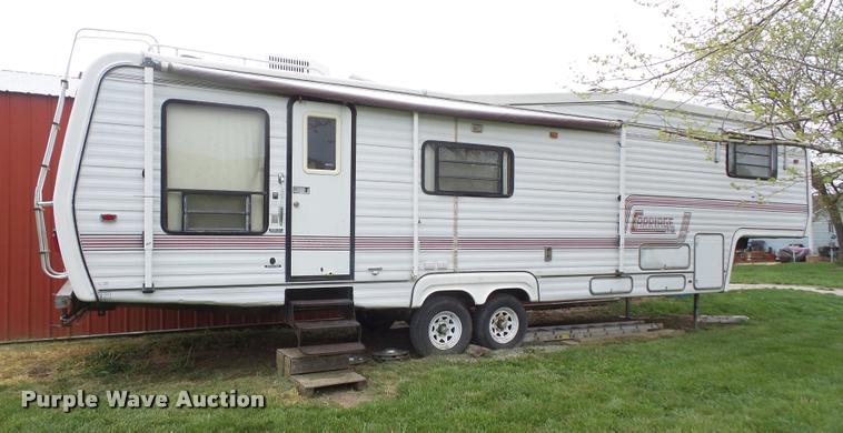 image for item DA8124 1991 Carriage camper