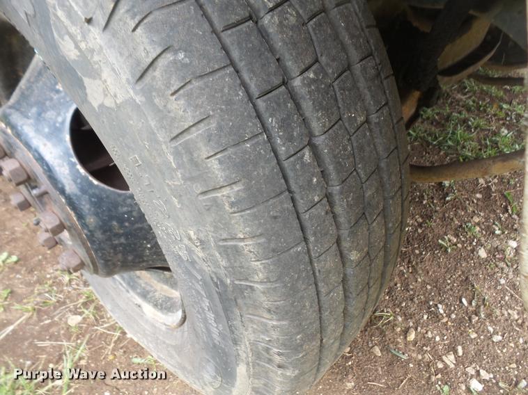 image for item DA8132 1991 Chevrolet G30 school bus