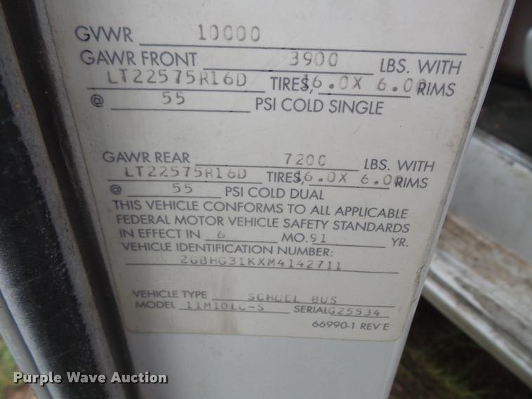 image for item DA8132 1991 Chevrolet G30 school bus