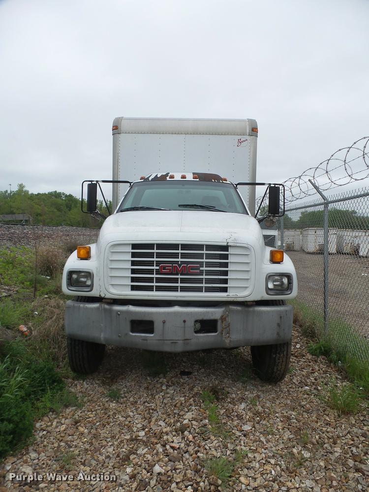 image for item DA8139 1998 GMC C6500 box truck