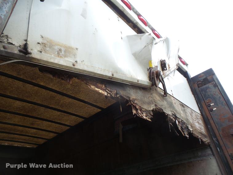 image for item DA8139 1998 GMC C6500 box truck