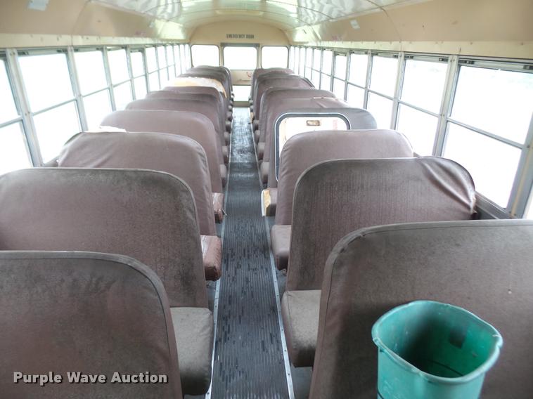 image for item DA8142 1994 Ford B700 school bus