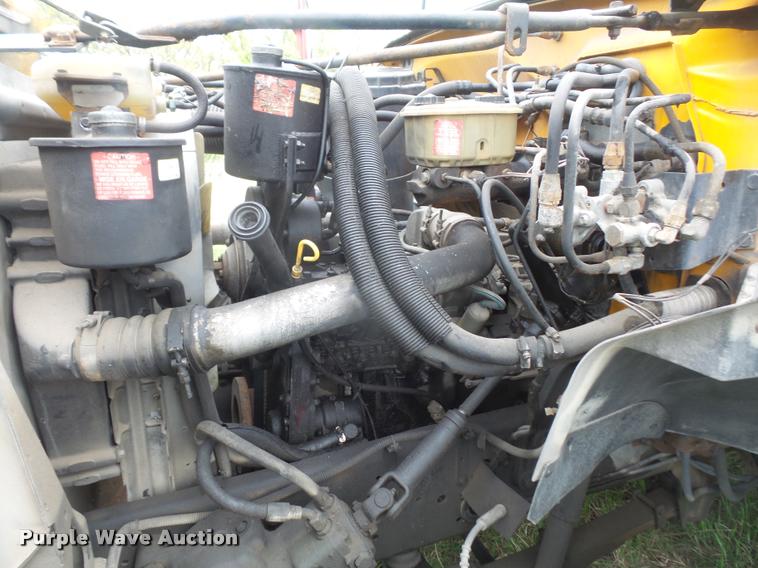 image for item DA8142 1994 Ford B700 school bus