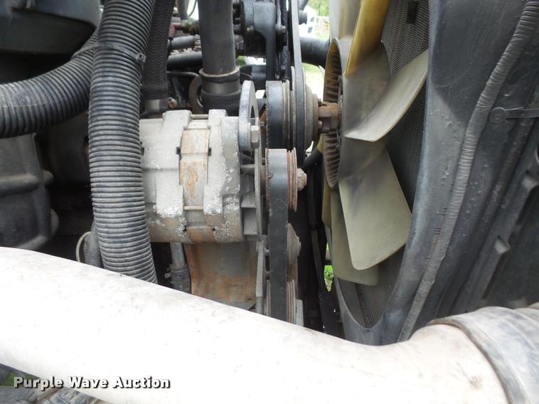 image for item DA8142 1994 Ford B700 school bus