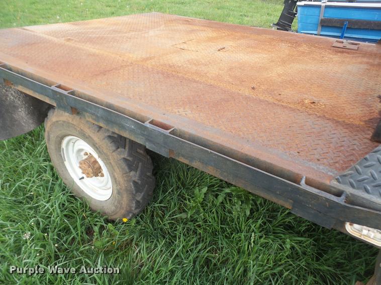 image for item DA8186 1979 Ford F250 flatbed pickup truck