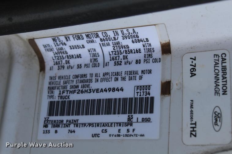 image for item DA9156 1997 Ford F250 HD flatbed pickup truck