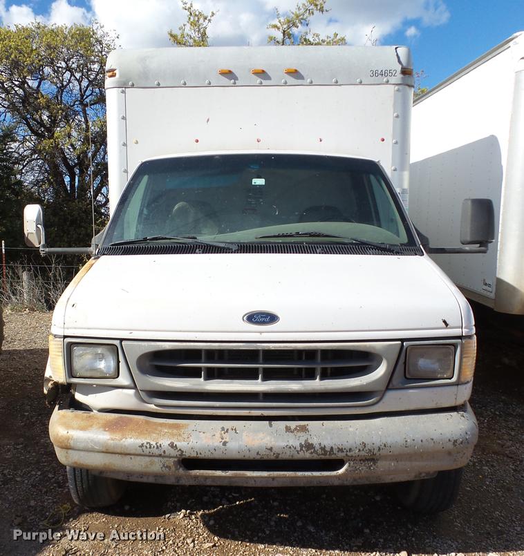 image for item DB0170 2000 Ford Econoline E350 Super Duty box truck