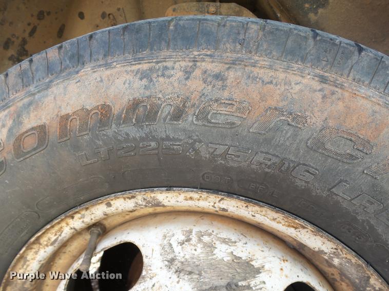 image for item DB0170 2000 Ford Econoline E350 Super Duty box truck